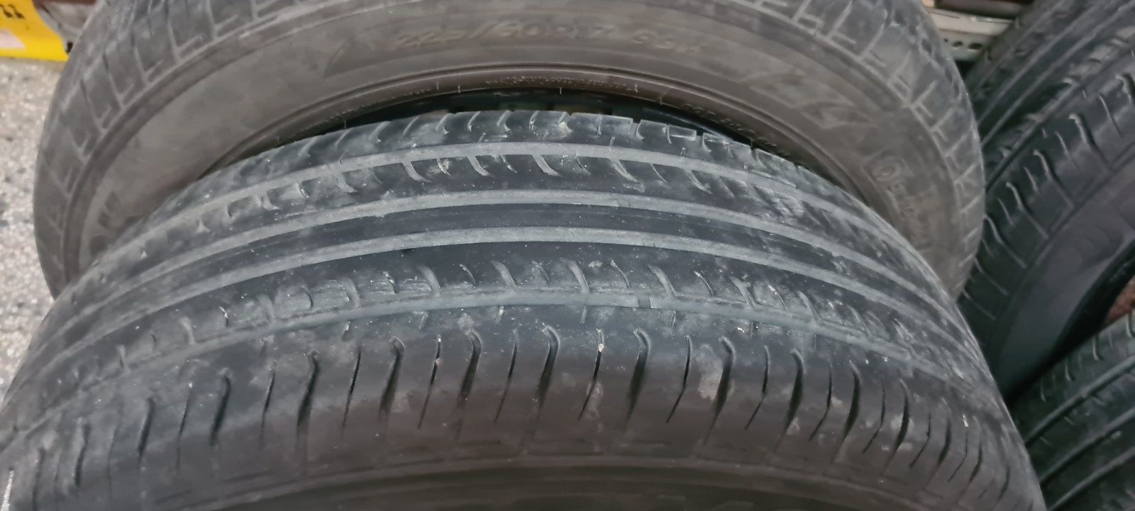 Гуми Hankook 225/60R17