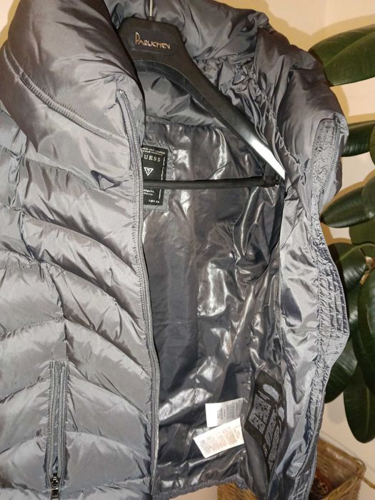 Дамско пухено яке Гес