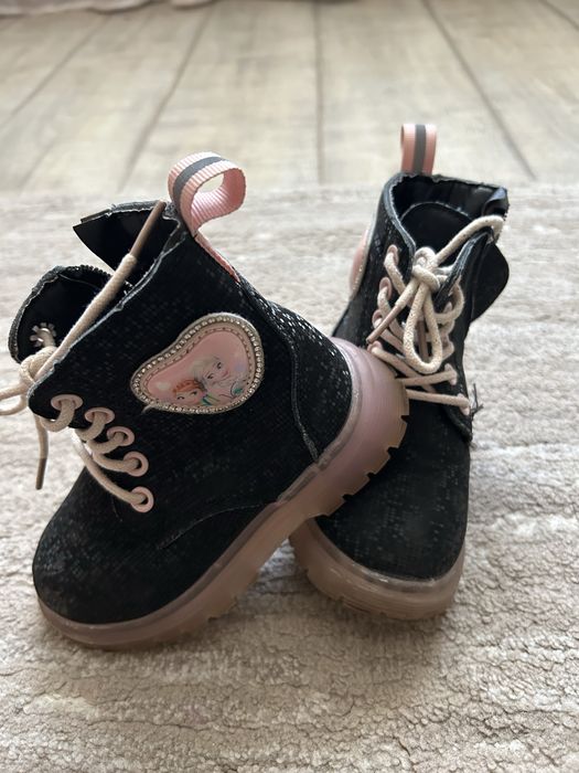 Ghete primavara marime 24