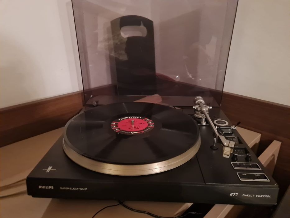 Pick-upuri pentru cea mai bună muzică! Avem și vineri pentru ele...