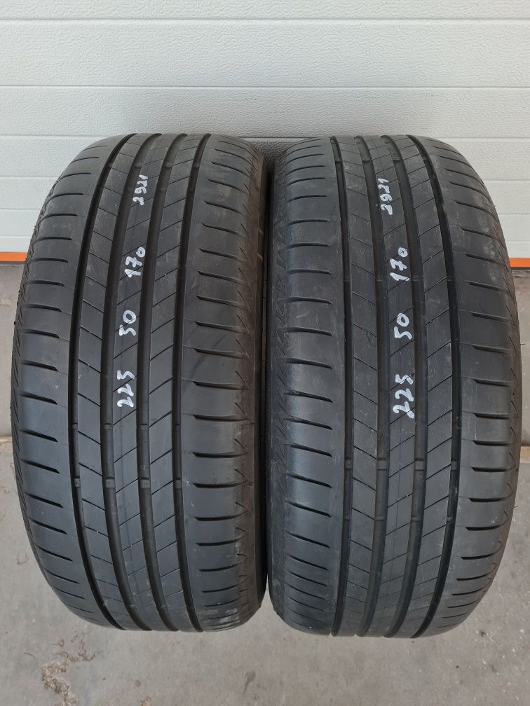 Летни гуми 2 броя BRIDGESTONE Turanza T005 225 50 R18 дот 3421