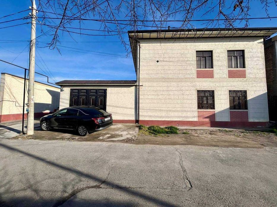 Продаётся Дом ( Коттедж ) - 1.5 сотки на Полевой , Ор-р Аэропорт