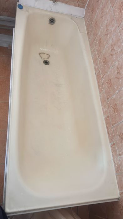 Продается чугунная ванна