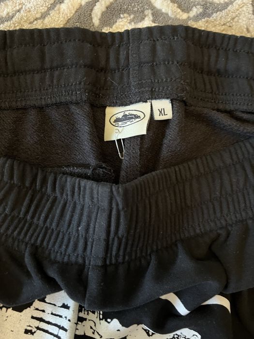 Pantaloni scurti Corteiz print white/purple