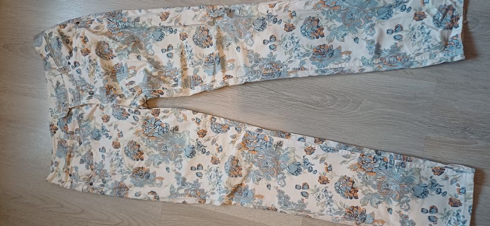 Panataloni dama colorati