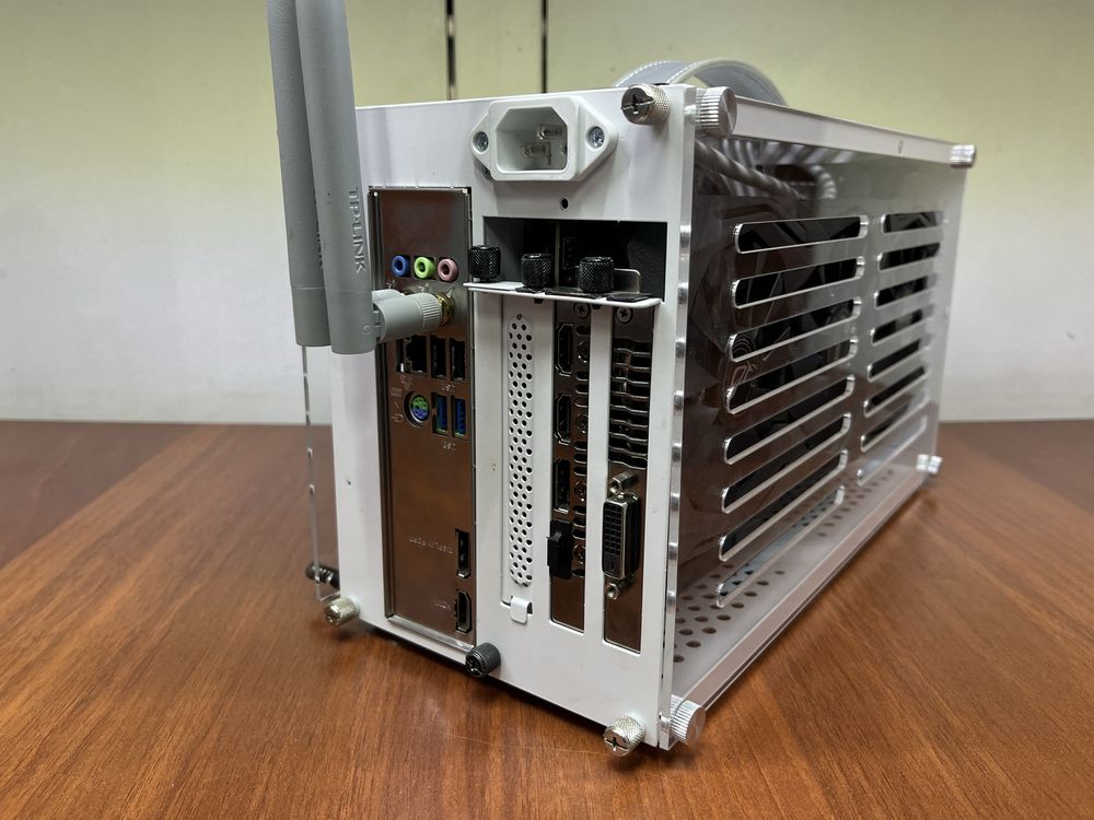 Игровой компьютер формата mini ITX