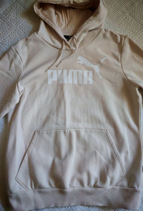 Hanorac Puma mărimea XS, purtat o data