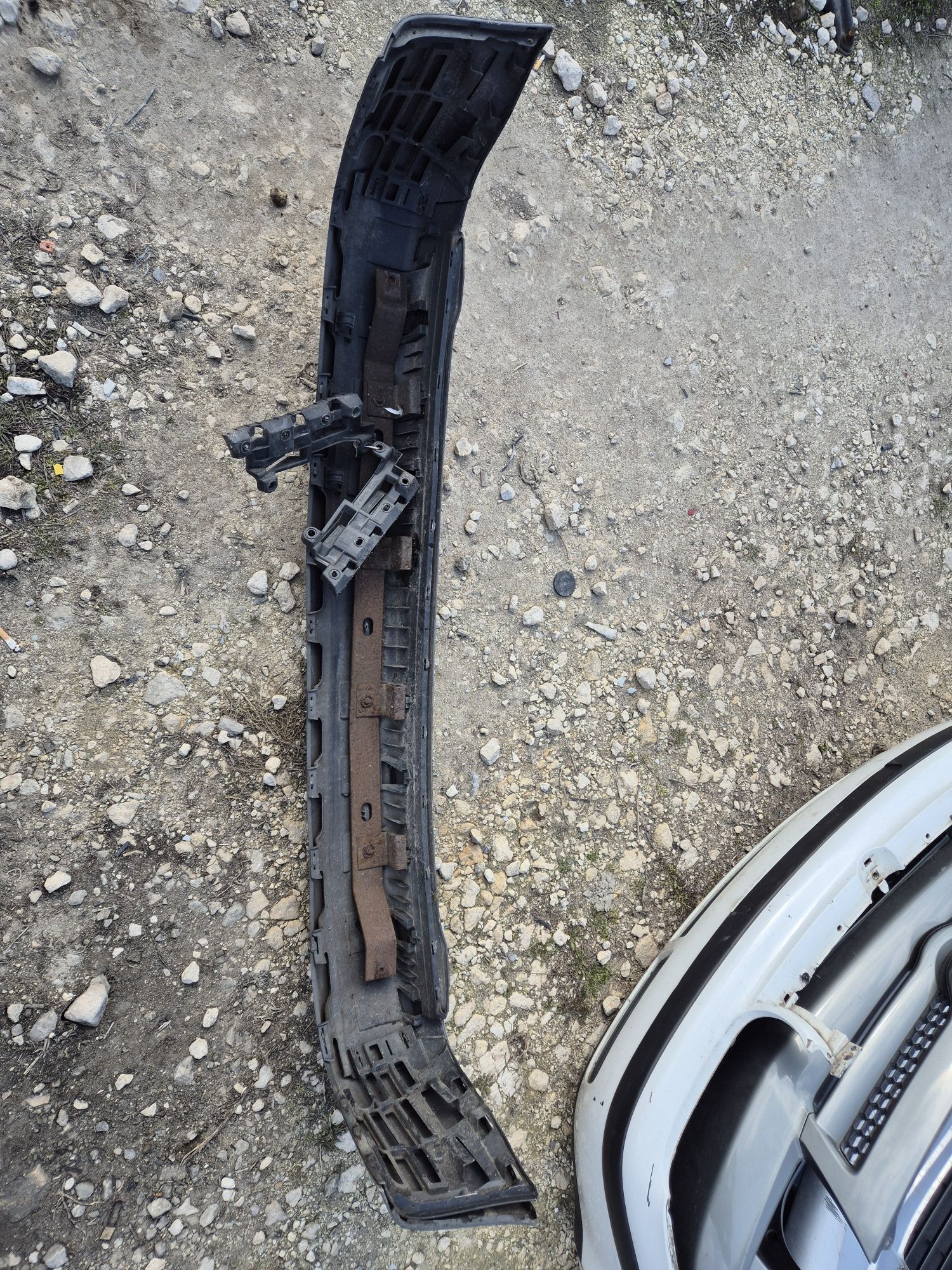 Задна броня VW Кади 04-09
