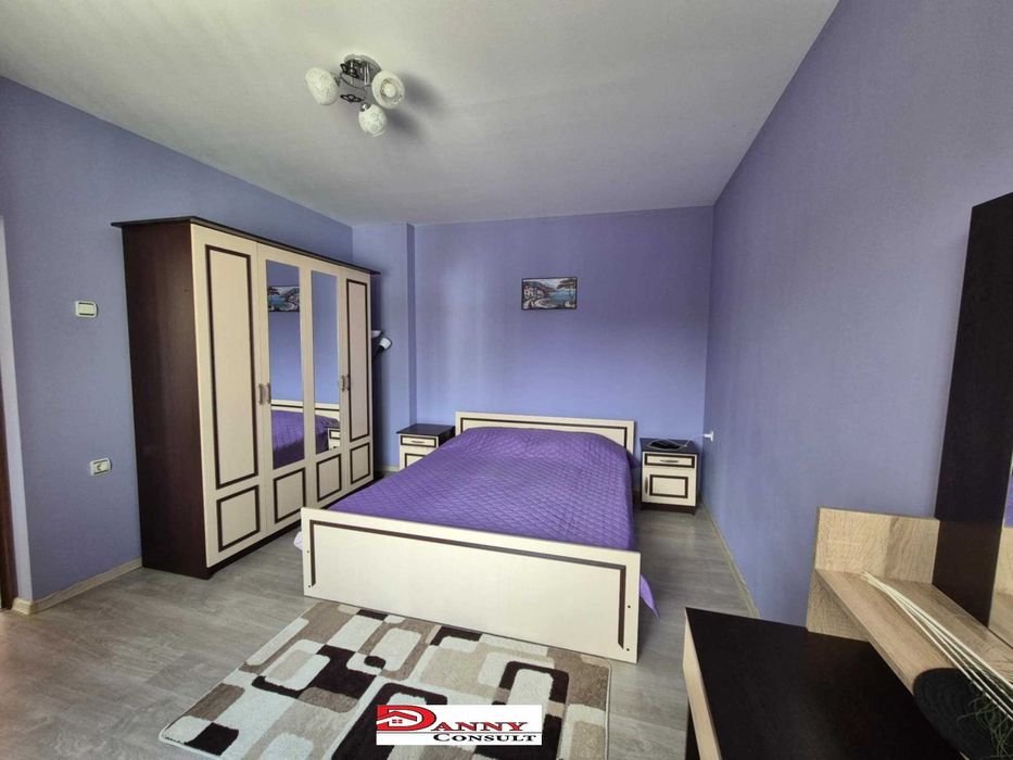 Ремонтирана къща с двор в с. Поликраище, обл. Велико Търново