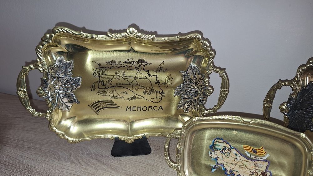 Златни табличка за кафе