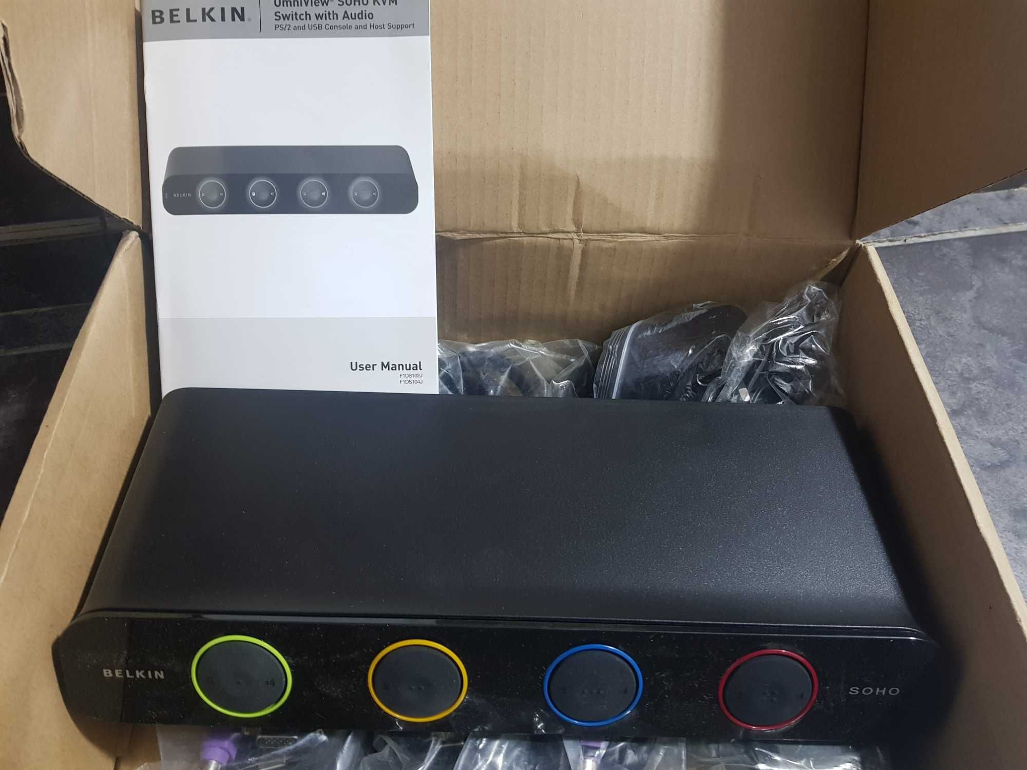 Belkin Switch KVM Belkin F1DH104LEA, 4 porturi, Rezolutie: 2048 x 1536