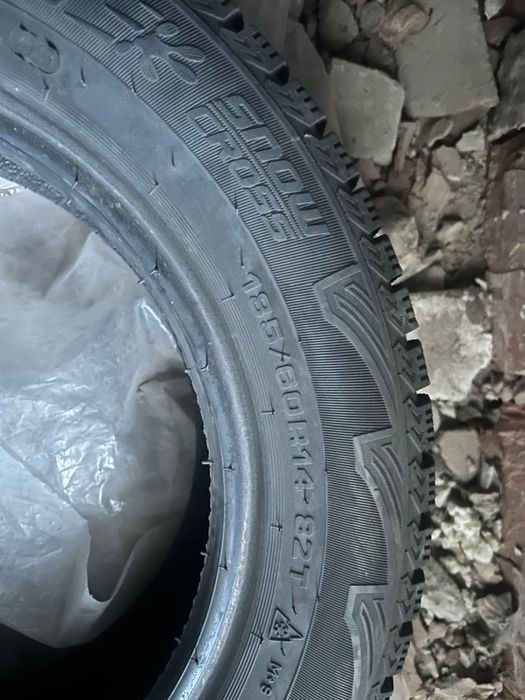 Продам резину на 14 в отличном состоянии