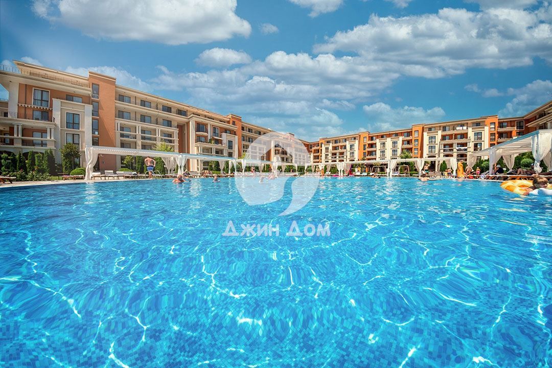 Апартамент с ПАНОРАМА МОРЕ в к-с „Престиж Форт Бийч“, гр. Свети Влас