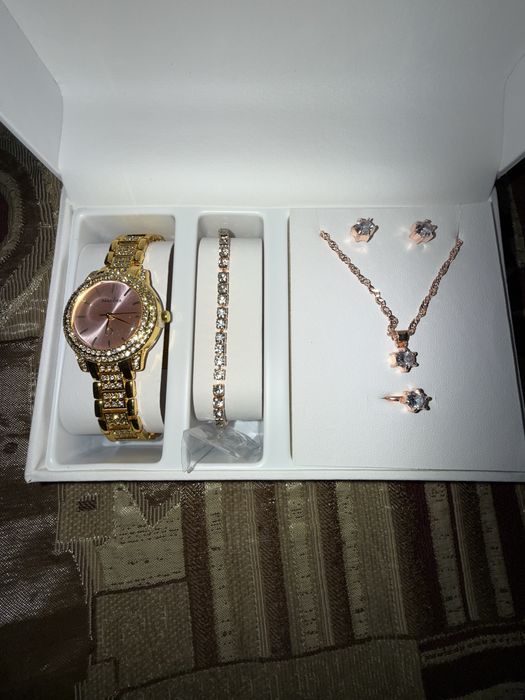 Стильный комплект бижутерии, новое качество