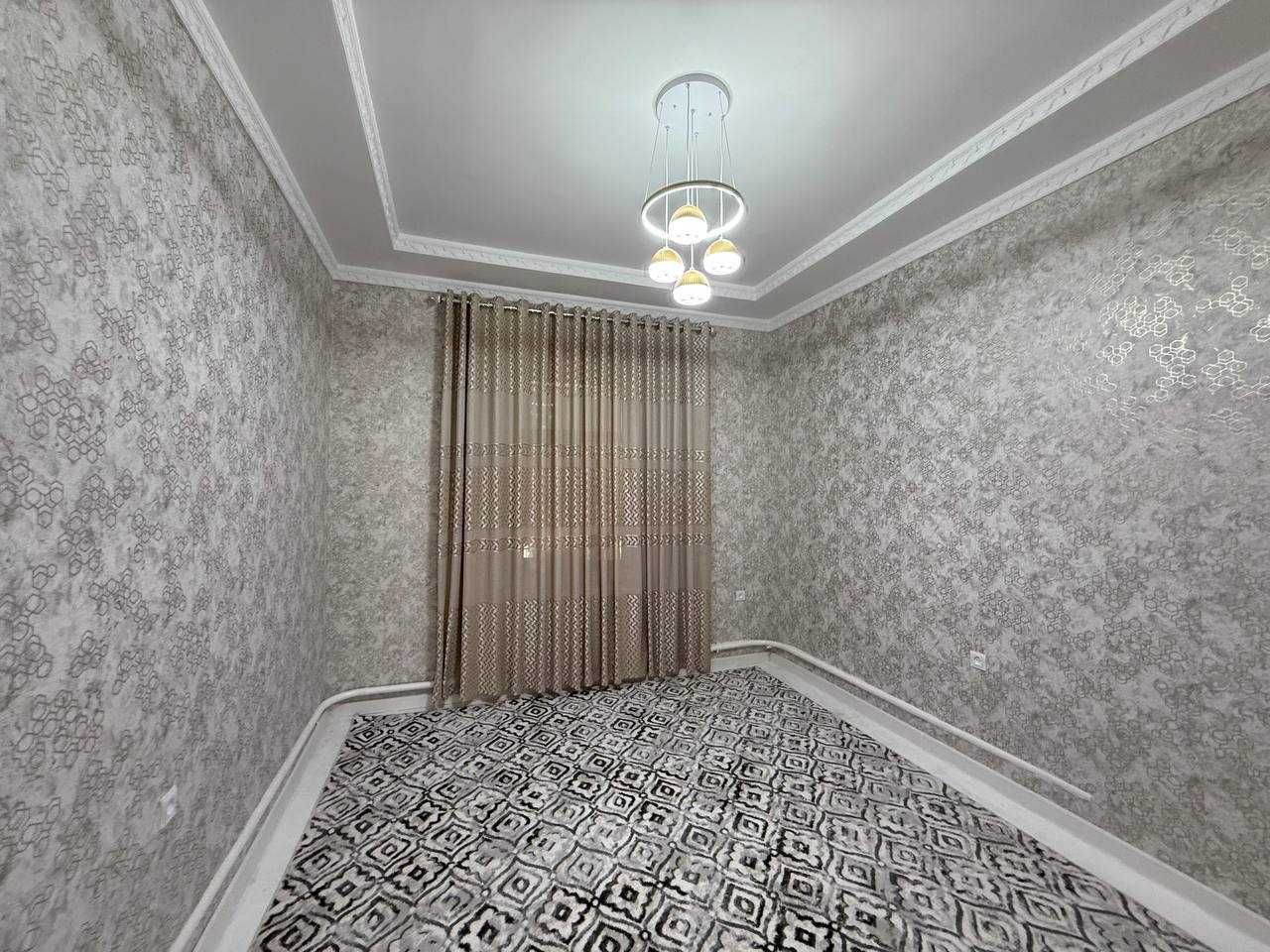 Tayyor 3.5 sotiqli hovli sotiladi.