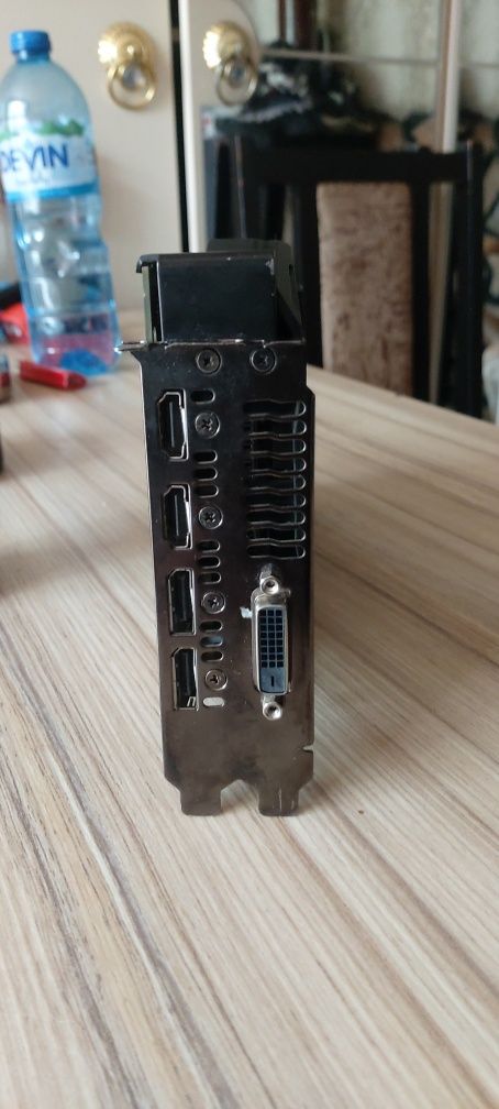 Видео карта ASUS 8 гб