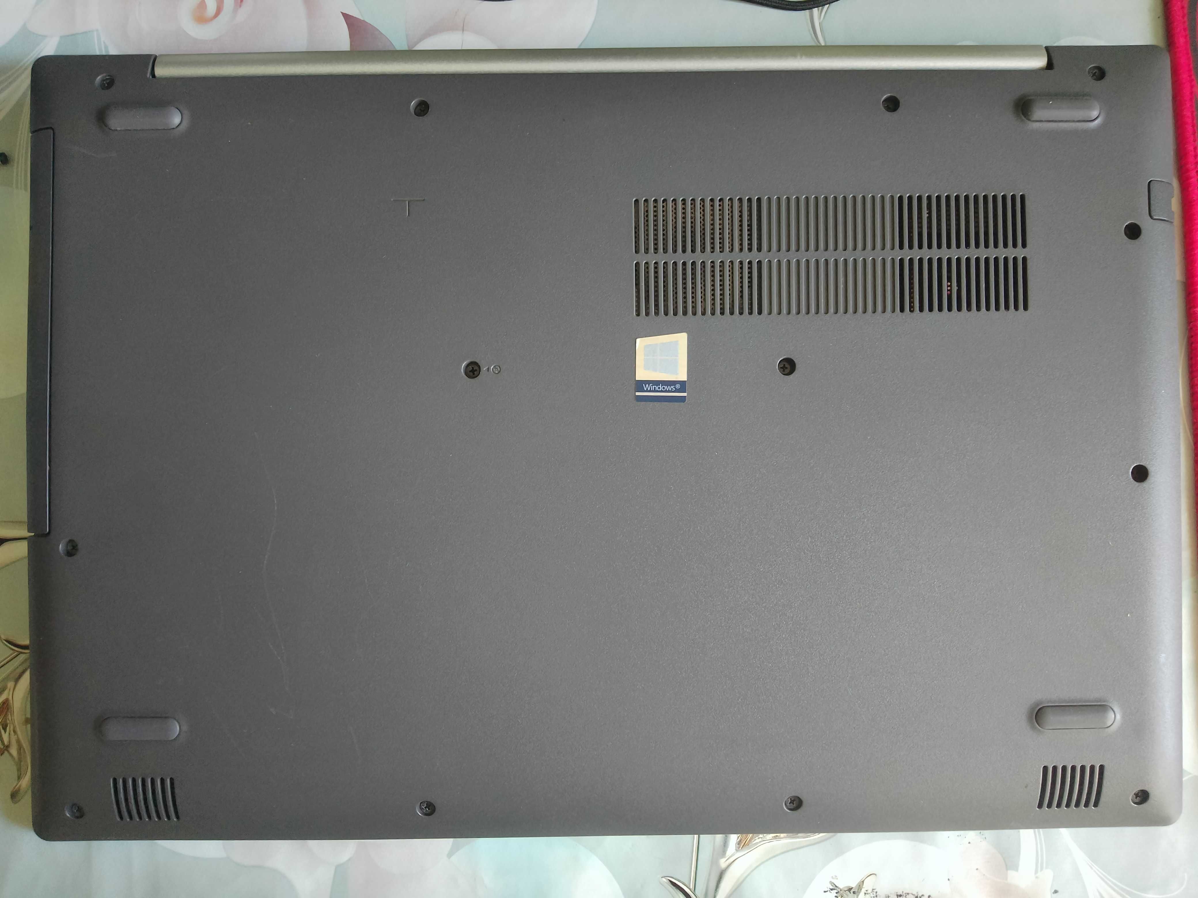 Игровой ноутбук Lenovo ideapad 330 i5 8th Radeon 530