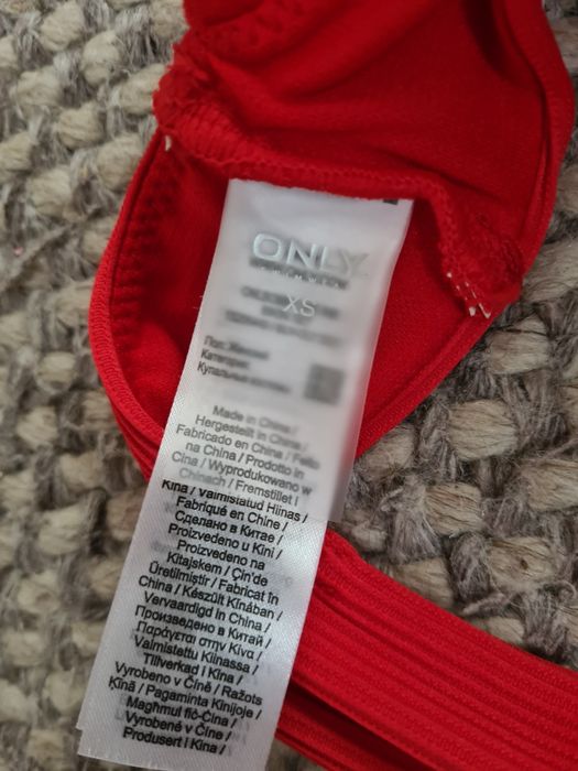 Costum baie Only rosu