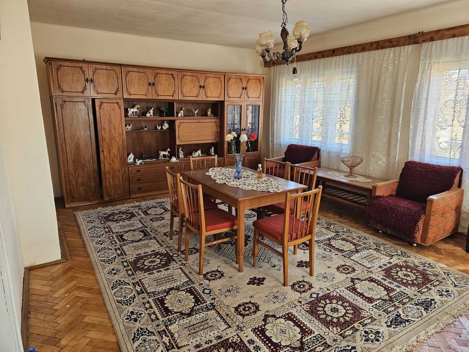 Casa in sat Livadia,comuna Baru