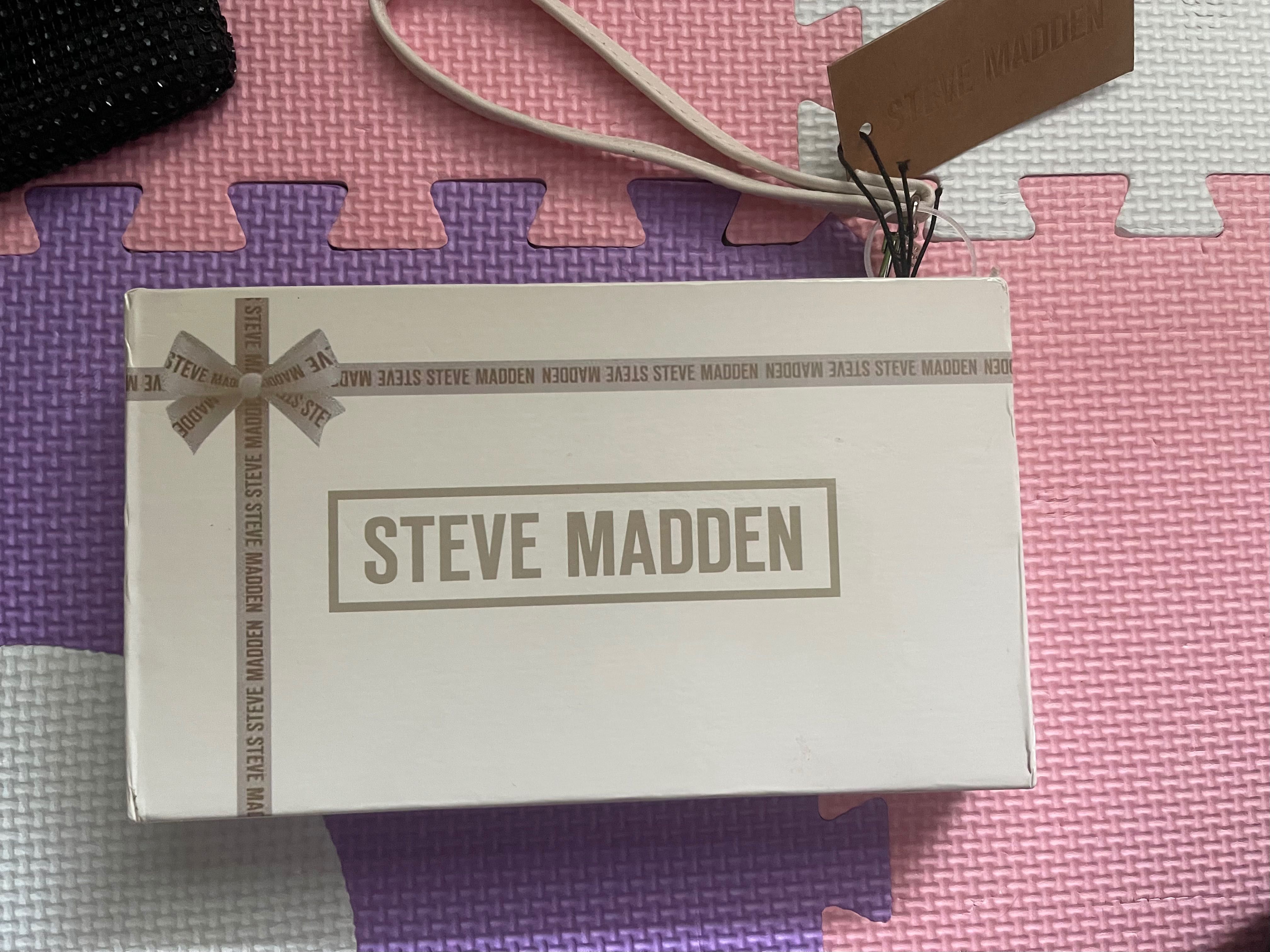 Оригинални дънки на guess и портмоне на Steve Madden