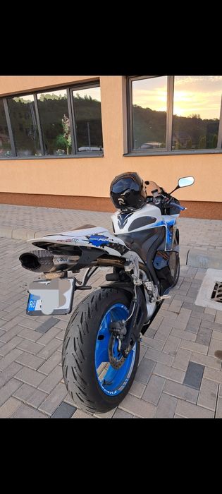 Honda cbr 600 rr pc40