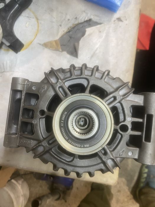 Alternator peugeot 5008 motor 16 thp