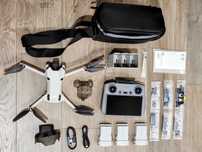 Drona DJI Mini 4 PRO Fly More Combo + Smart Controller RC 2