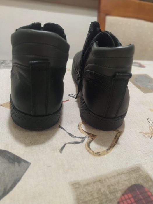 Нови мъжки обувки Естествена кожа. N: 43