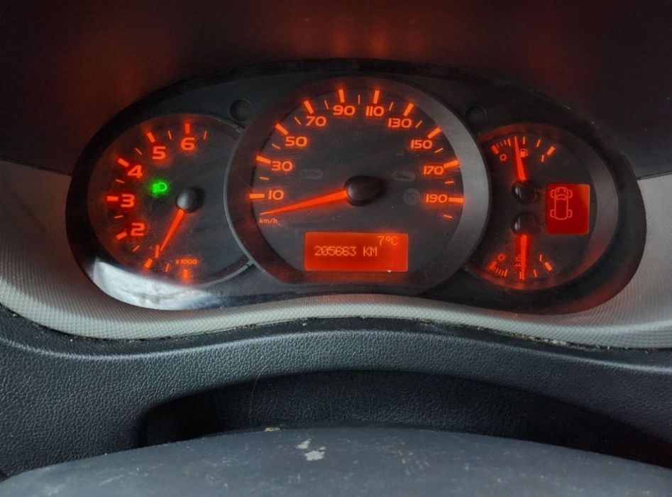 Renault Master 2.3 145кс.
2017г. EURO 6 Y
205000км.
Нов внос от Нидерл