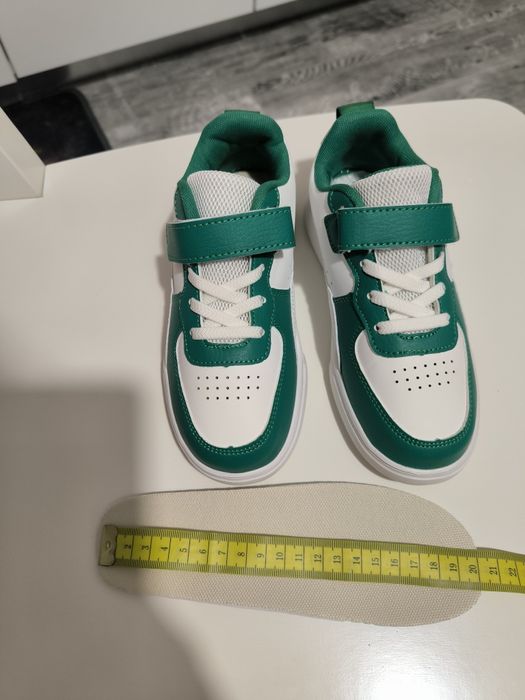 Adidași copii noi 32