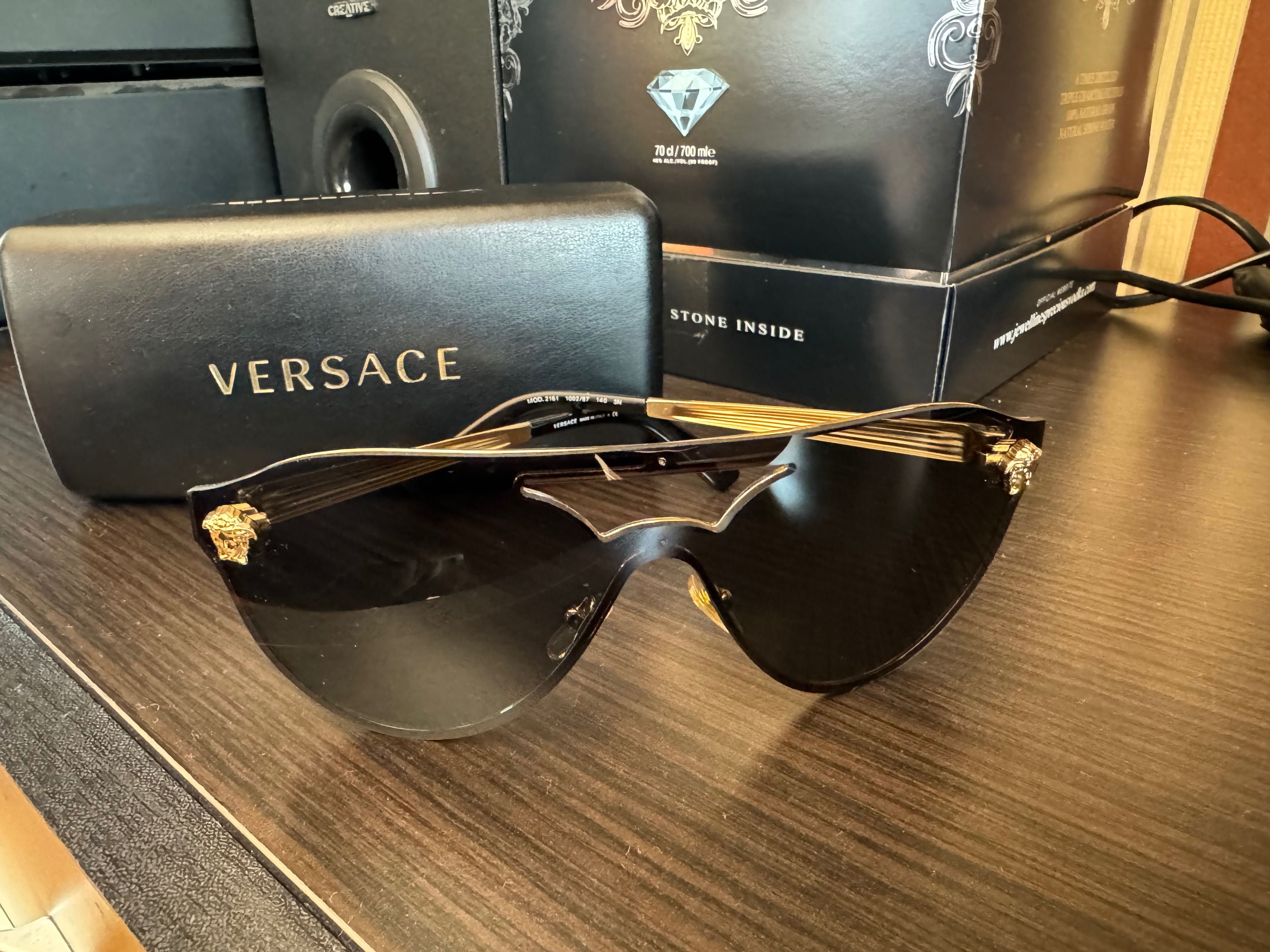 Луксозни слънчеви очила Versace унисекс
