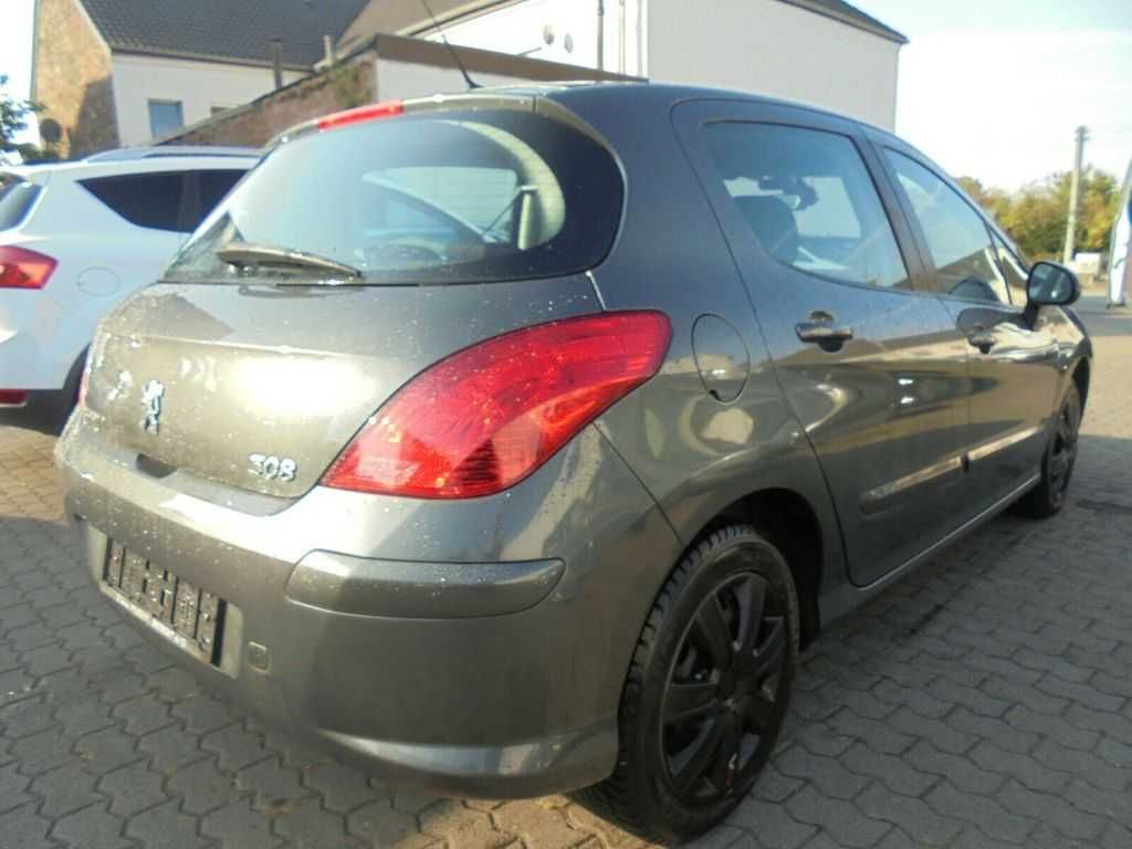 Peugeot 308 1.4i 95k.c. На Части!!!