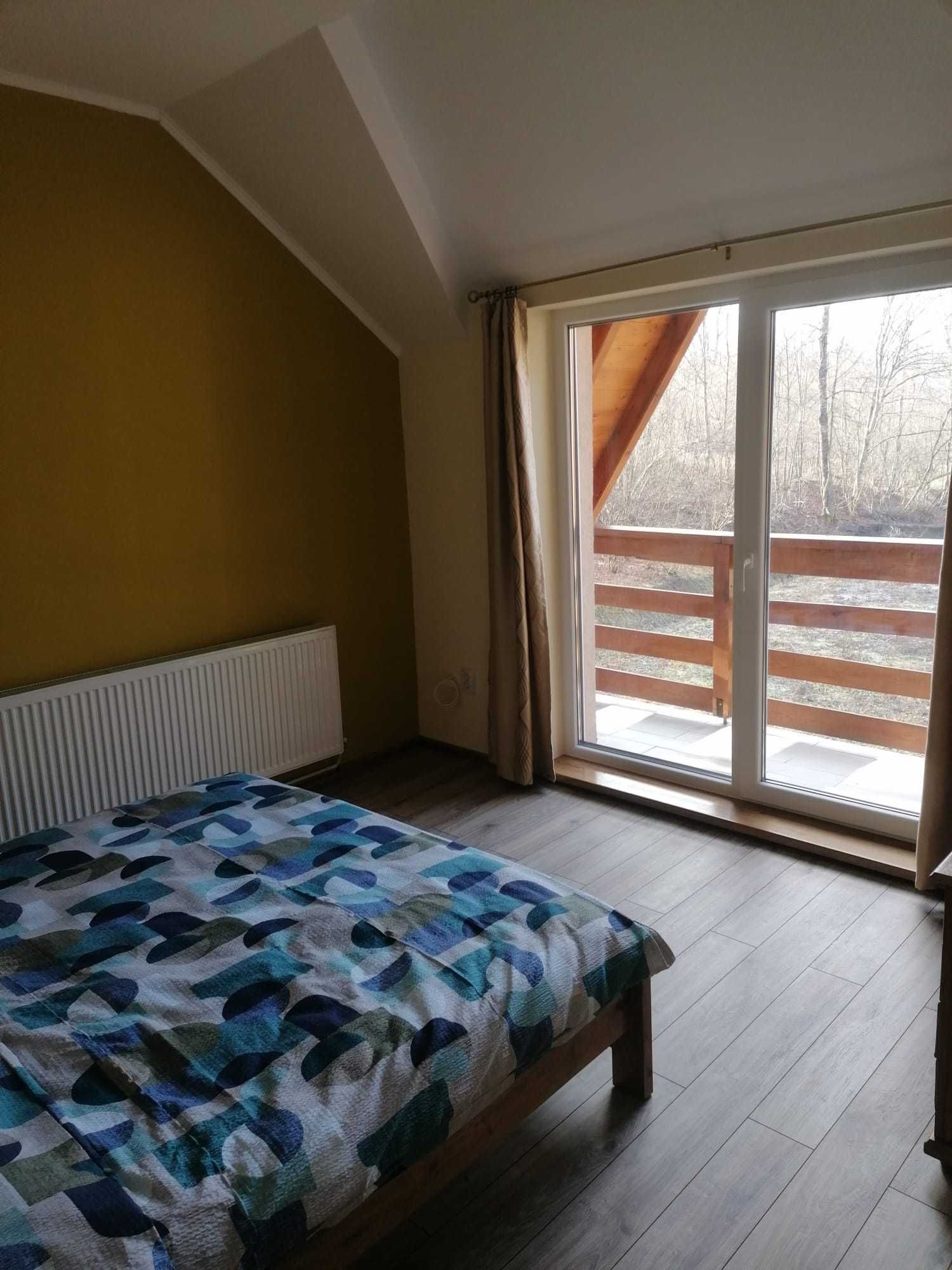 Închiriez casa noua în Carbunari, la 12 km de Baia Mare.