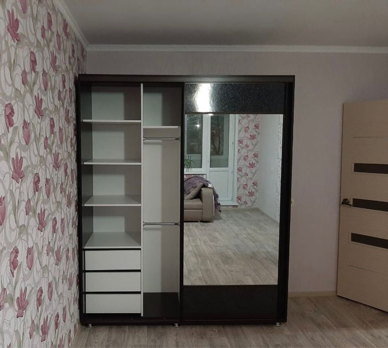 Продам Шкаф купе в отличном состоянии,реальному покупателю торг