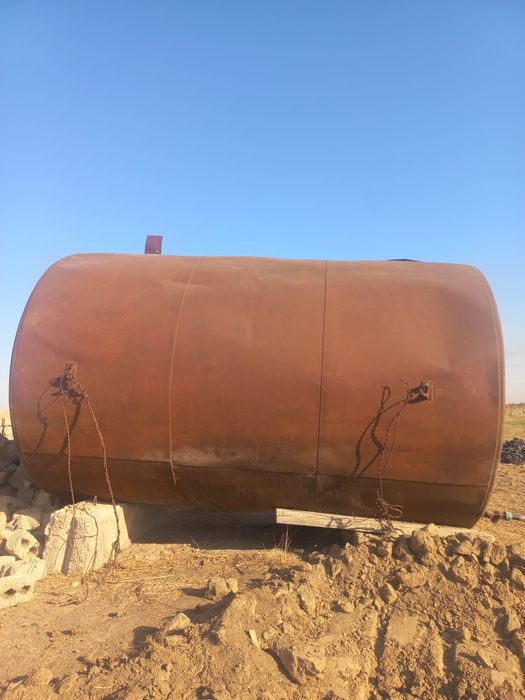 Бочка железный, 12 куб, для чистой воды