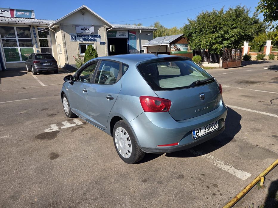Vând Seat Ibiza an 2010
