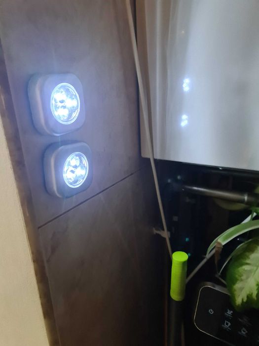 6 bucati lampa aplice becuri led Dakar stare buna