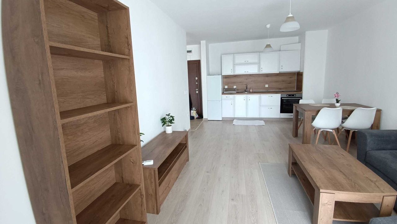 Дава се под наем Двустаен апартамент в София, Свобода - 65 кв.м за 484.5 € - Снимка #1