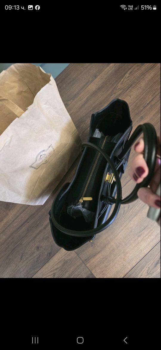 Голяма дамска чанта по модел на Balenciaga ползвана 2 пъти