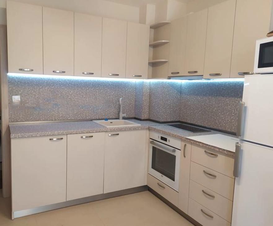 Дава се под наем Двустаен апартамент в Пловдив, Тракия - 60 кв.м за 450 € - Снимка #1