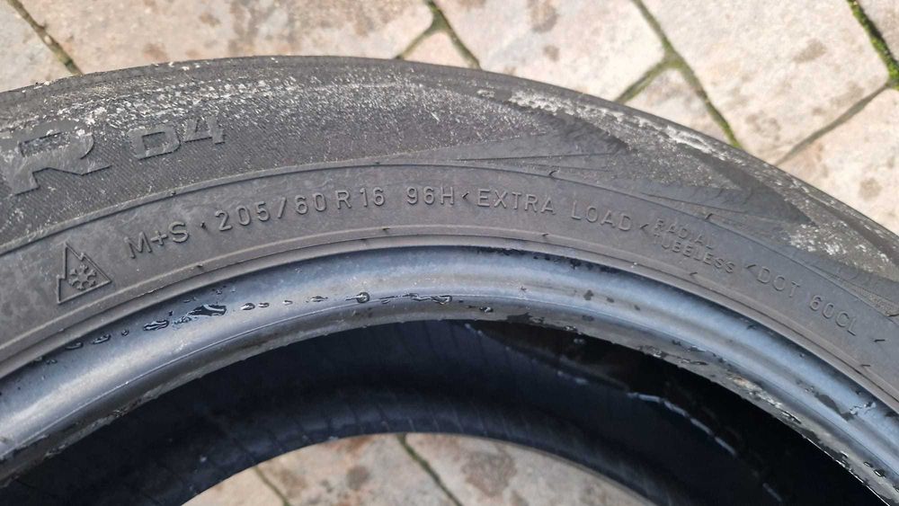 Anvelope iarna 205 60 R 16 Nokian