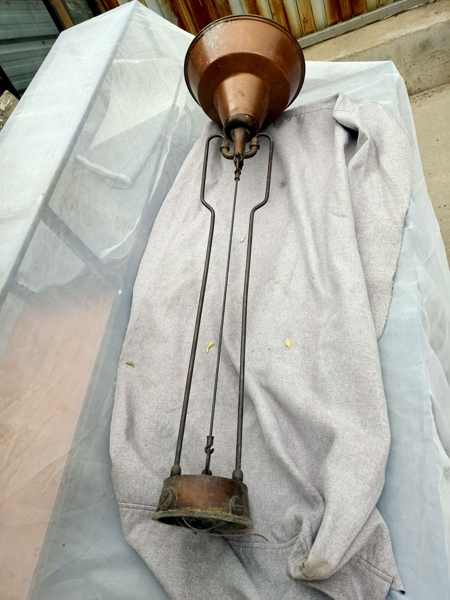 Продам люстру итальянскую