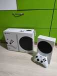 Конзола xbox series s ВСЕ ОЩЕ В ГАРАНЦИЯ
