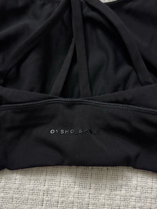 Oysho спортен сутиен размер M