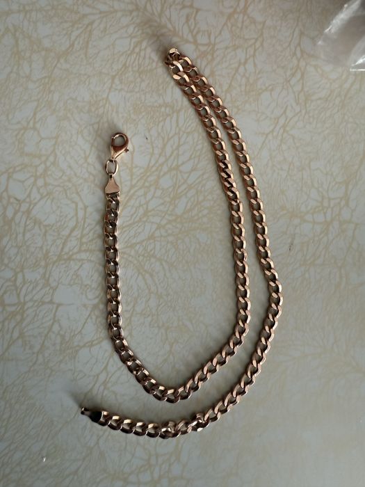 Золота цепь идеалном состояни