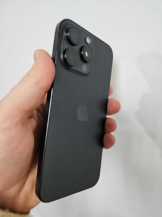iPhone 15 Pro Max, 256 gb, neverlcok, 95% bateria.