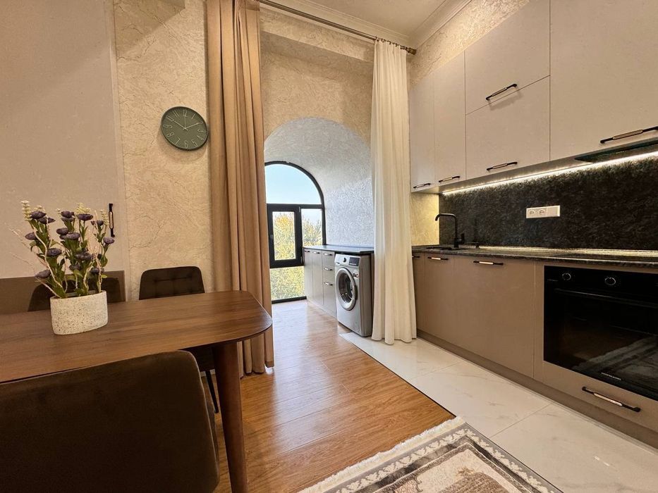 Ахмад Югнакий ул. Буюк Ипак Йули новостройка 2/8/8