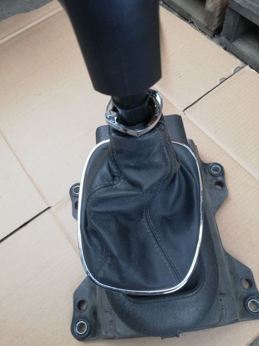 Manson piele + nucă schimbător, timonerie, Opel Corsa D,motor 1.3 CD