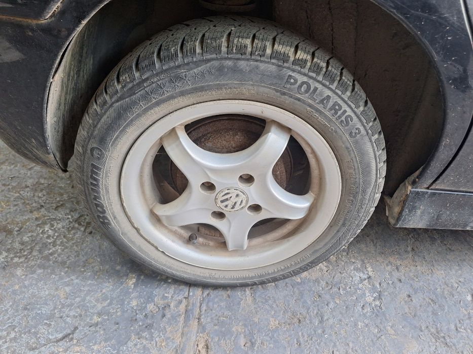 Jante din aliaj R14 5 spite 4x100 Anvelope iarna M+S Barum POLARIS 3 1