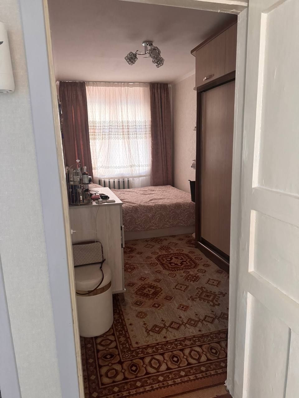 Продаю квартиру 2в3/1/2 Юнус Абад